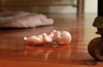 Чудовищная жестокость. Воткнула в сына 10 игл, чтобы вернуть мужа....