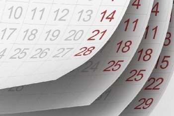 20 августа объявлен выходным.  "Отработать" его придется 22 сентября