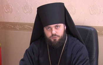 Епископ Даниил простил парня, который хотел украсть ящик с пожертвованиями