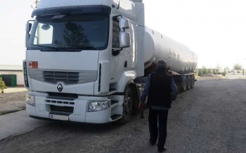 38 тонн контрабандной солярки пытался вывезти кыргызстанец в Таджикистан