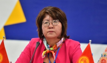 Айнура Темирбекова покидает пост замминистра культуры, информации и туризма
