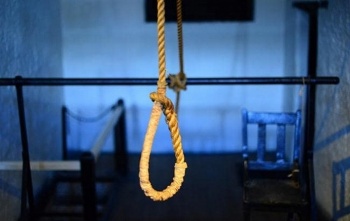 В самоубийстве школьника обвинили его отца