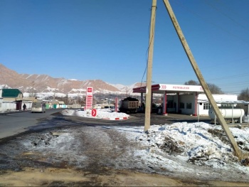 АЗС "Red Petroleum" ограбили на 128 тысяч сомов
