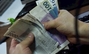 Минфин утверждает, что задержек по выплатам зарплаты учителям и врачам нет