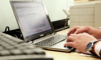 Документы на выдачу лицензии медицинским работникам принимают теперь онлайн