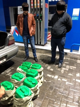 Чекисты пресекли крупную партию прекурсоров для изготовления героина