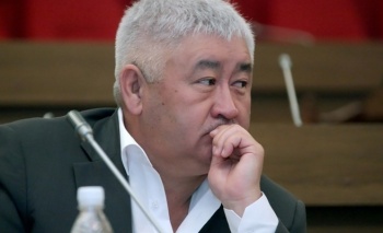 Зарылбек Рысалиев переведен в обычную палату, ему стало лучше