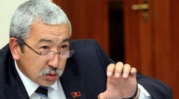 Не только рыба. Исхак Масалиев рассказал как выращивает картошку и малину