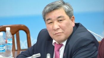Рыскелди Момбеков проиграл в суде экс-главе Госкомсвязи Бакыту Шаршембиеву