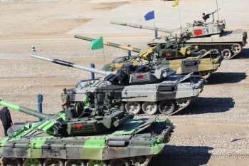 Военные КР отправились на танковый биатлон в РФ.