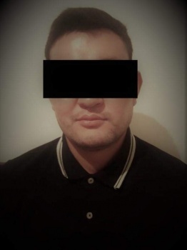 Клиент угрожал расправой девушкам-трансгендерам, оказывающим интим-услуги