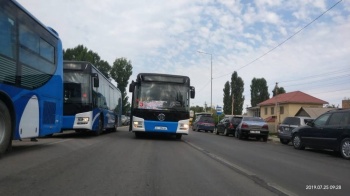 № 5 автобус каттамына байланышкан чатак уланууда