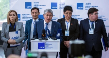 В СДПК ожидают арестов приближенных Атамбаева