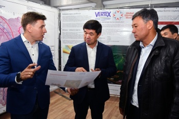 Өкмөт башчы Чаткалдагы Жамгыр кенин текшерип чыкты