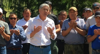 Жители Кой-Таша: Атамбаев всего лишь покритиковал президента