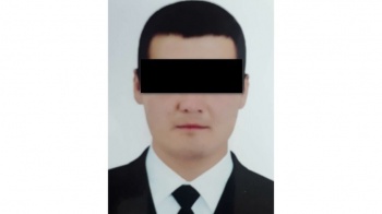 Курсан Асановдун айдоочусу камакта калтырылды