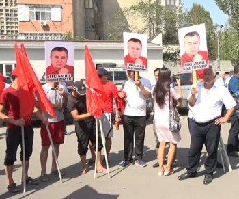 Сотто Ө.Текебаев менен Д.Чотоновдун баш коргоо чарасы каралып жатат