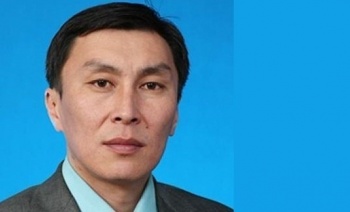 14 жылга соттолгон мурдагы прокурорду жатак абагына которушту
