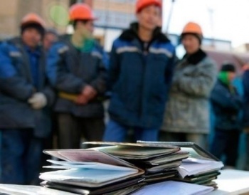 Недопонимание с полицией. На что еще жалуются мигранты послу КР в РФ