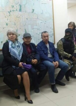 Сторонникам Атамбаева продлили арест. Ирина Карамушкина заявила о тирании