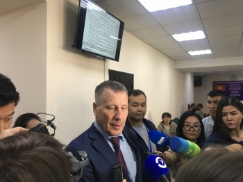 Жактоочу: Раиса Атамбаеванын айлык акысына камак салынган