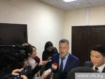 Батукаевдин иши боюнча cоттук угуулар Алмазбек Атамбаевдин катышуусуз өтөт