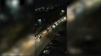 Жаңы орнотулган светофордун кесепетинен күнүгө автотыгын пайда болууда