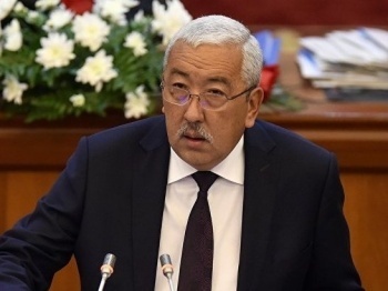 Исхак Масалиев: Абылгазиевдин өкмөтү отставкага кетиши керек