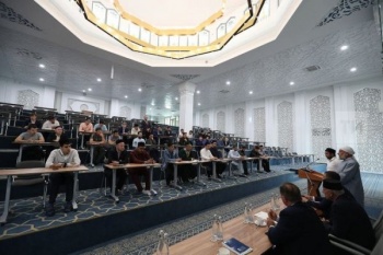 Стало известно каких специалистов будет готовить Исламская академия