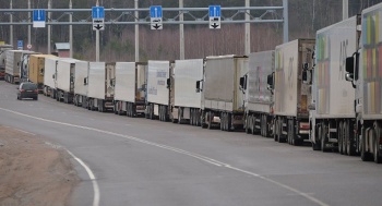 Кыргызстан может полностью запретить ввоз продуктов питания из Китая