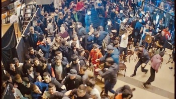 Кыргызстанцы оказались в месте массовой драки на турнире ММА в Москве