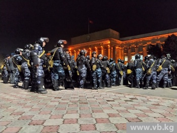 В Бишкеке задержаны 166 участников митинга (видео)