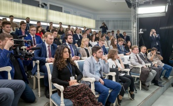 Молодые кыргызстанцы примут участие в "Союзной лиге дебатов"