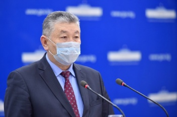 Усенбаев: Неправильно, когда медик извиняется за озвученные проблемы