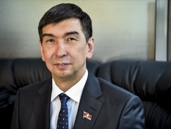 Азиза Суракматова в аппарате президента прочат следующим премьер-министром