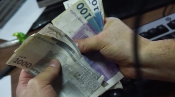 Пособия и пенсии выплатят вовремя, но в июне возможны проблемы – Премьер