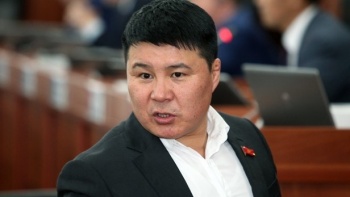 Заступились. Тазабека Икрамова назвали "эротичным кочевником со стержнем"