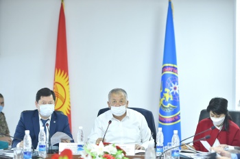 Боронов: осенью-зимой возможно увеличение числа заболевших COVID-19