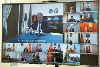 Президент рекомендовал приостановить транспортное сообщение между областями
