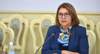 Экс-вице-премьер-министра Алтынай Омурбекову вызвали на допрос в ГСБЭП