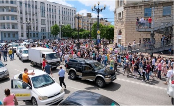 В Хабаровске прошел крупный антипутинский митинг