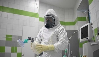 В Кыргызстане за сутки COVID-19 заразились еще 70 медработников