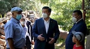 Президент-то работает, а где политэлита?
