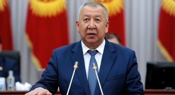 Кубатбек Боронов поздравил соотечественников с праздником Курман айт