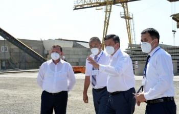 Президент посетил ряд промышленных объектов Баткенской области