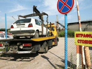 Водворение авто на спецстоянку за штраф. В УПСМ разъяснили ситуацию