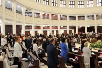 Белорусы начали процедуру отзыва депутатов парламента