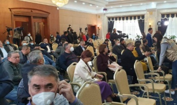 Проведя заседание в госрезиденции, депутаты нарушили регламент?