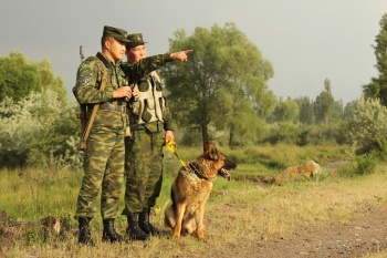 Пограничники КР и РК обсудили вопросы недопущения нарушений госграницы