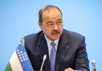Премьер-министр Узбекистана поздравил Жапарова с назначением на должность